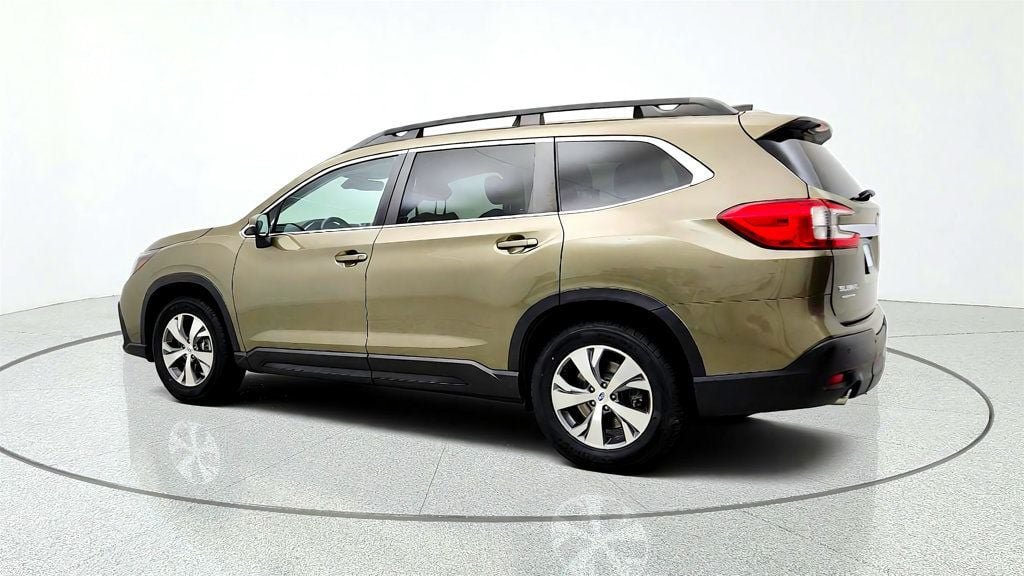 Used 2023 Subaru Ascent Premium w/ Convenience Package AWD/4WD image 7