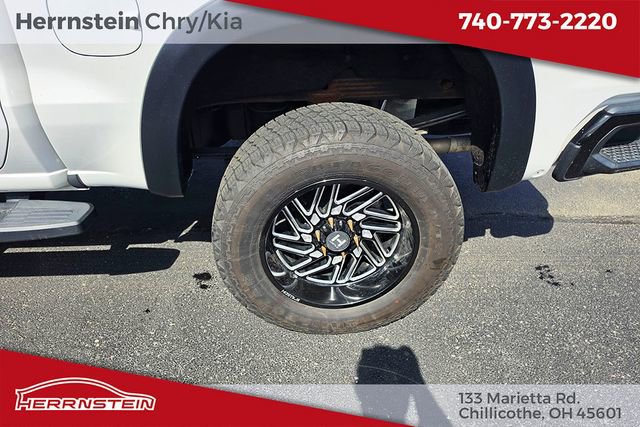 Used 2019 Chevrolet Silverado 1500 LT Trail Boss AWD/4WD image 23