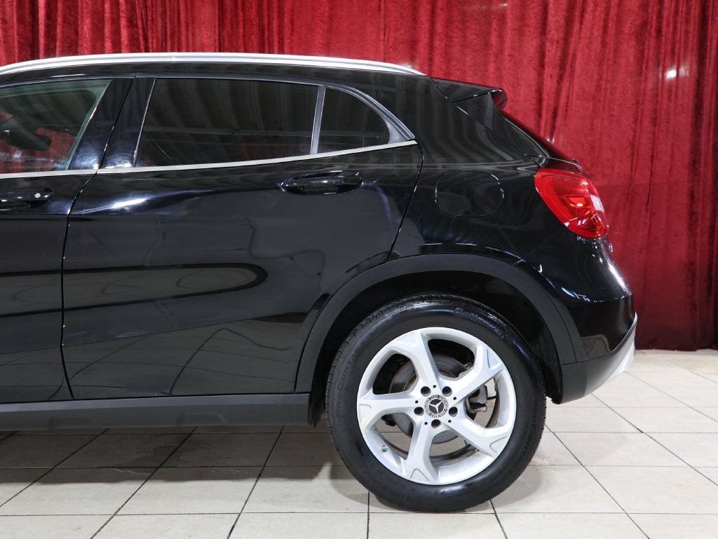 Used 2019 Mercedes-Benz GLA 250 4MATIC image 5