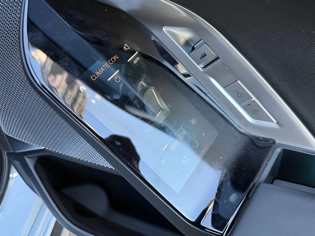 Used 2023 BMW 740i w/ Parking Assistance Package image 29