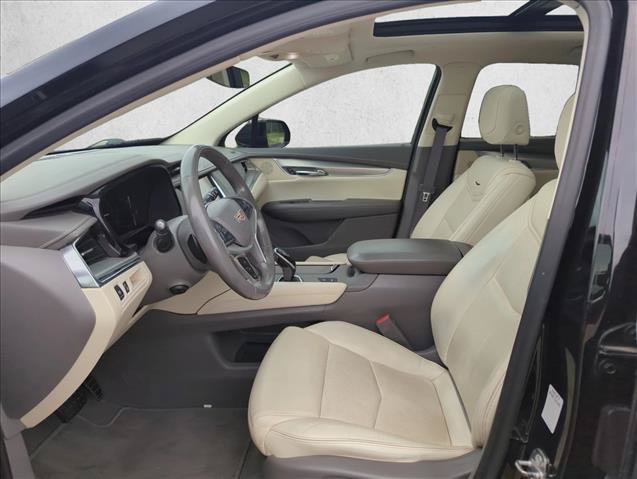 Used 2018 Cadillac XT5 Premium Luxury FWD image 17