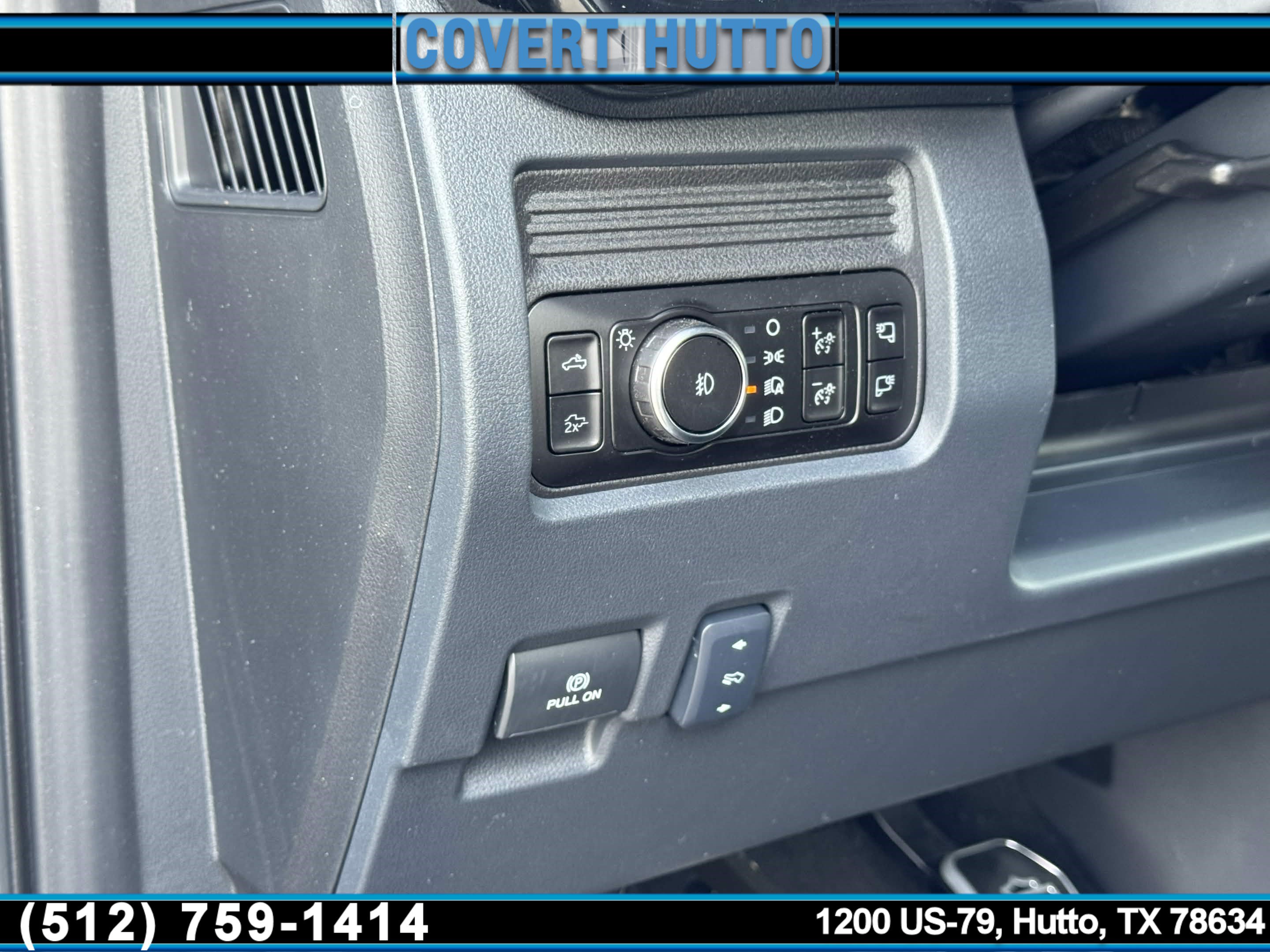 New 2026 Ford F250 Lariat w/ Black Appearance Package image 15