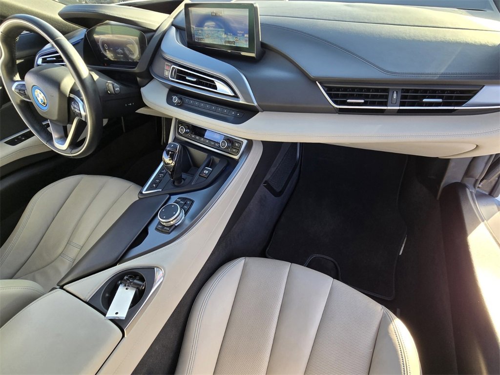 Used 2015 BMW i8 image 14