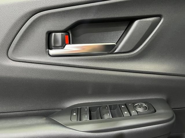 New 2026 Toyota Prius Plug-In Hybrid FWD image 12