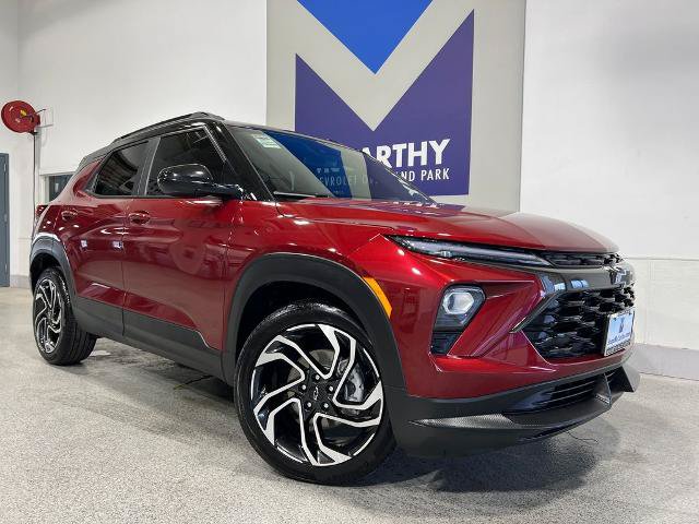 Used 2025 Chevrolet TrailBlazer RS w/ Convenience Package FWD image 2