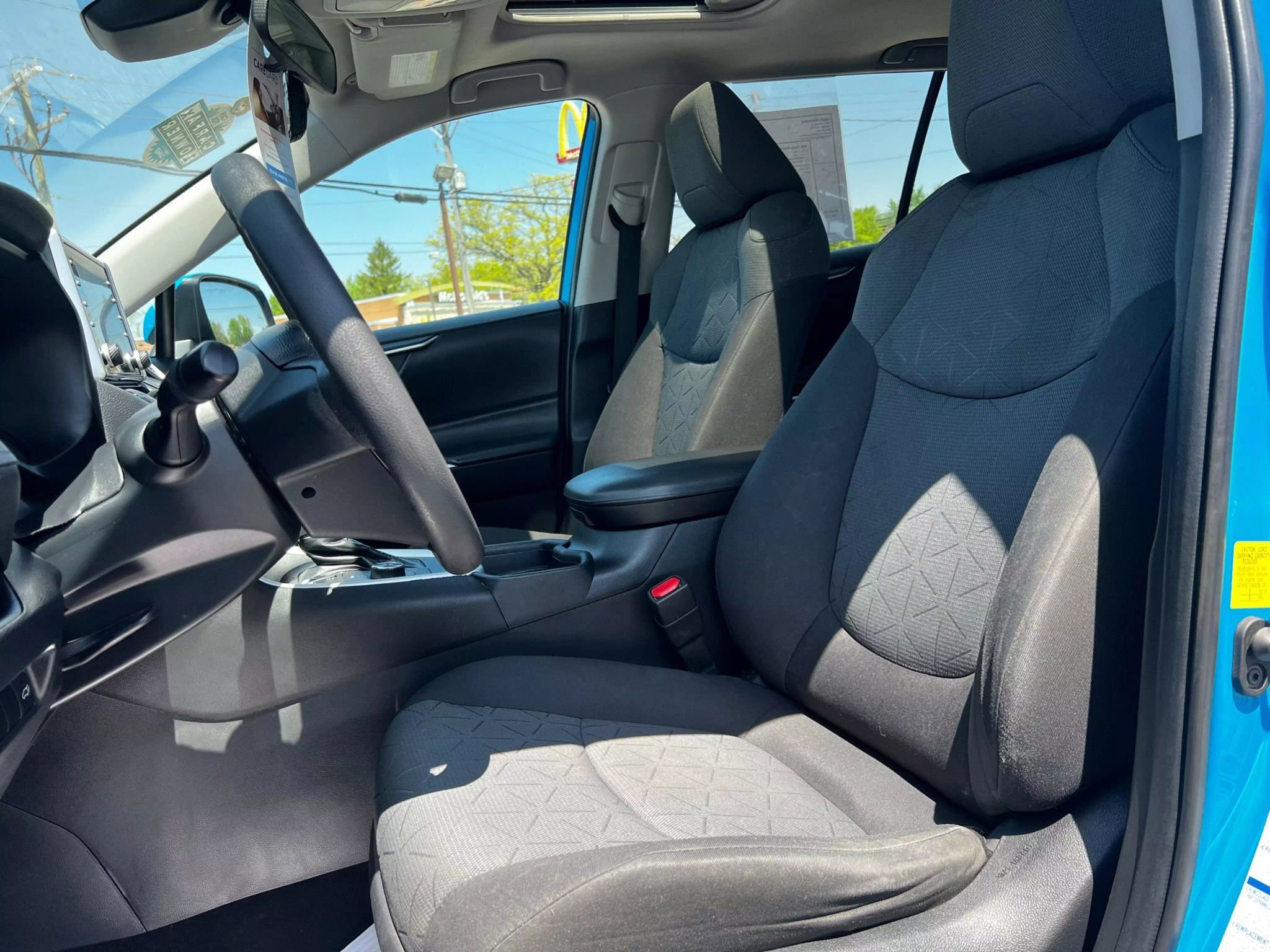 Used 2020 Toyota RAV4 XLE w/ Convenience Package image 12