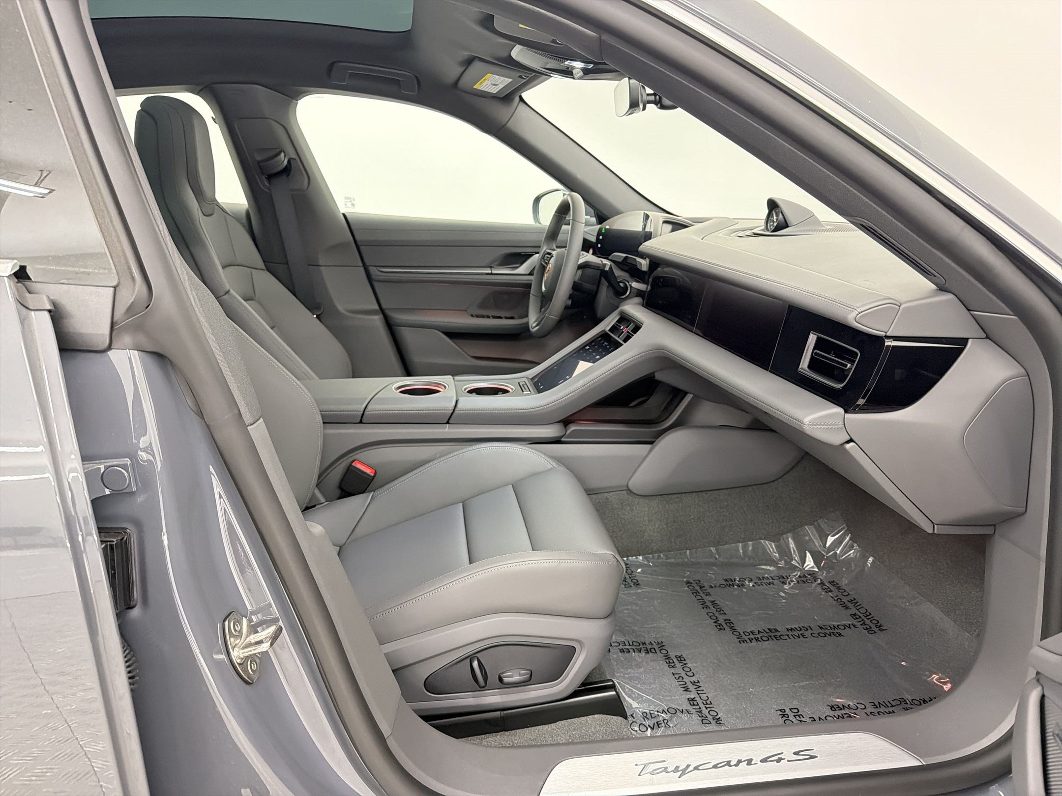 New 2026 Porsche Taycan 4S AWD/4WD image 26