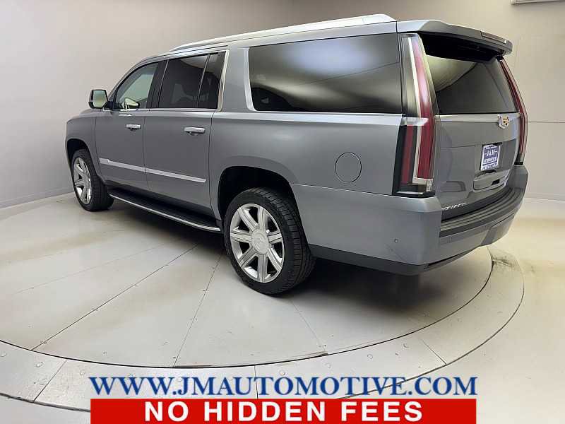 Used 2019 Cadillac Escalade ESV Luxury AWD/4WD image 4
