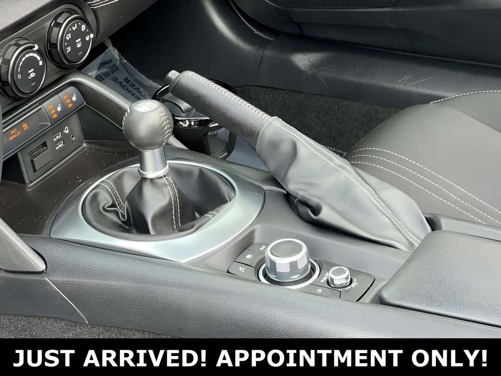 Used 2021 MAZDA MX-5 Miata RF Club image 15