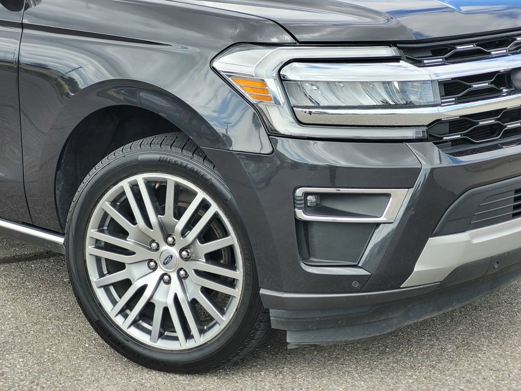 Used 2024 Ford Expedition Max Limited AWD/4WD image 9