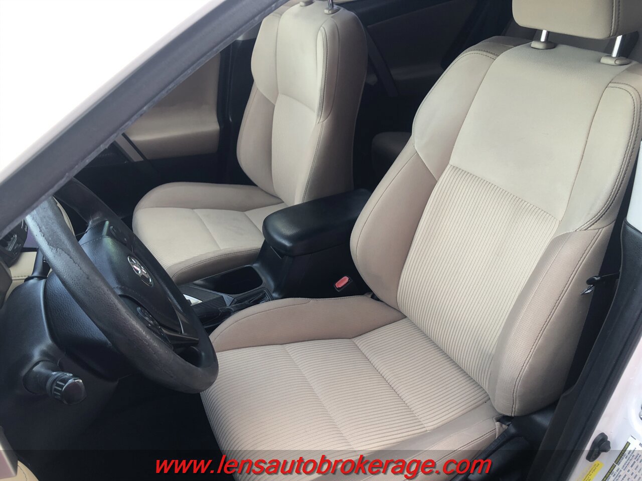 Used 2015 Toyota RAV4 XLE FWD image 12