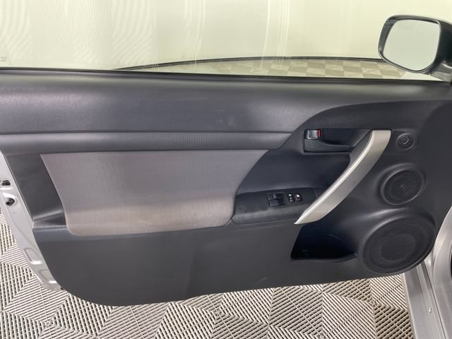 Used 2013 Scion tC FWD image 15