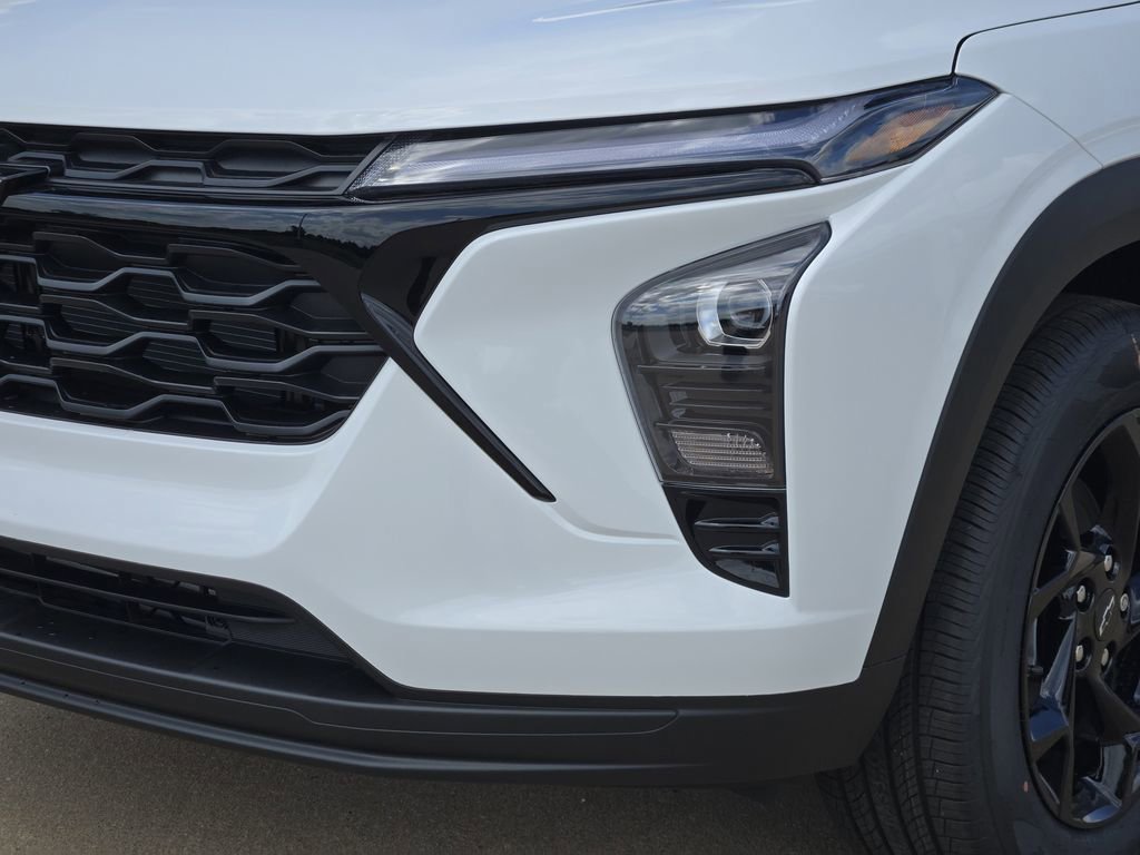 New 2026 Chevrolet Trax LT w/ Driver Confidence Package FWD image 20