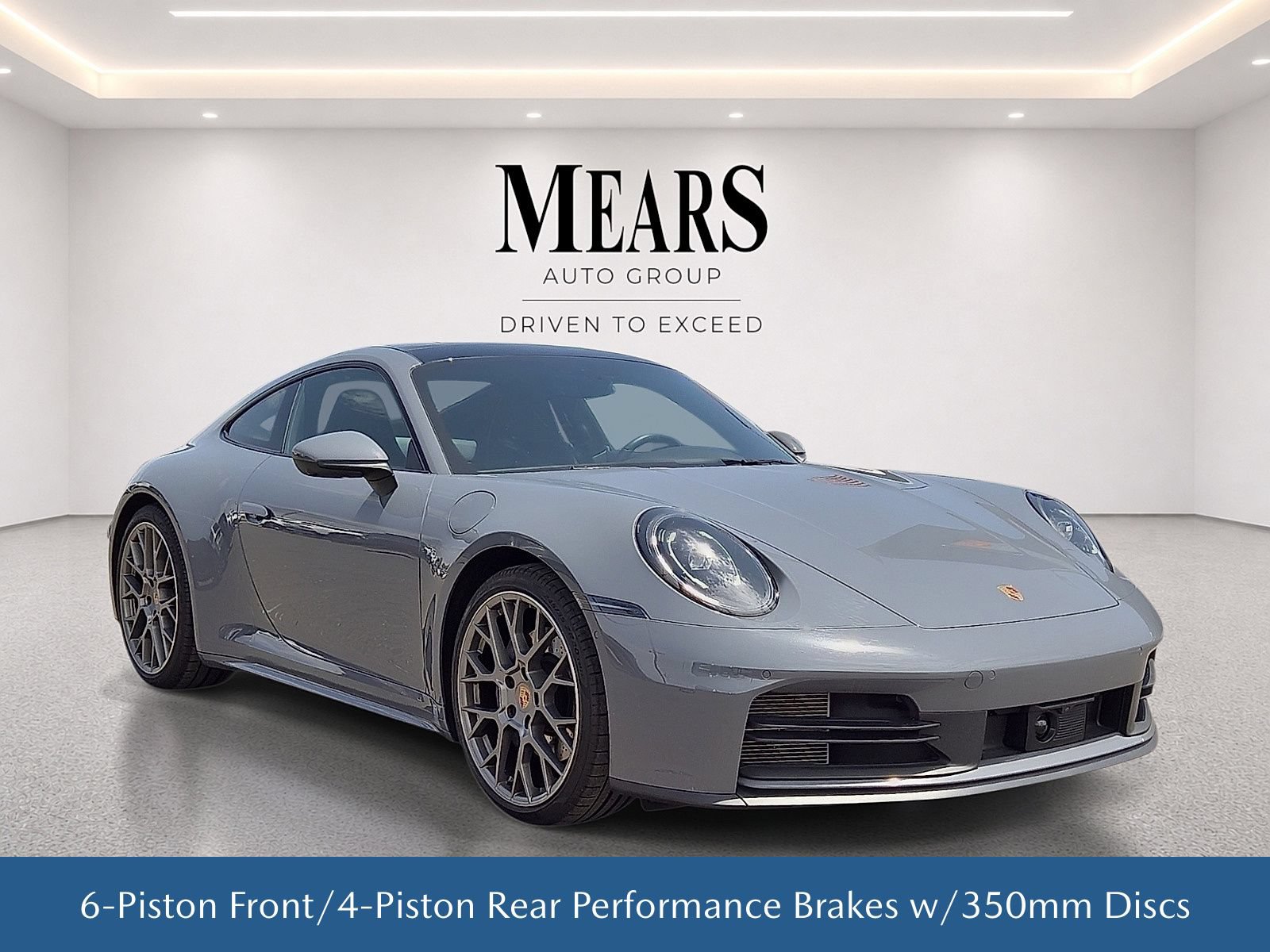 Used 2025 Porsche 911 Carrera RWD image 8