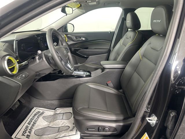 New 2026 Chevrolet Trax ACTIV w/ Sunroof Package image 22