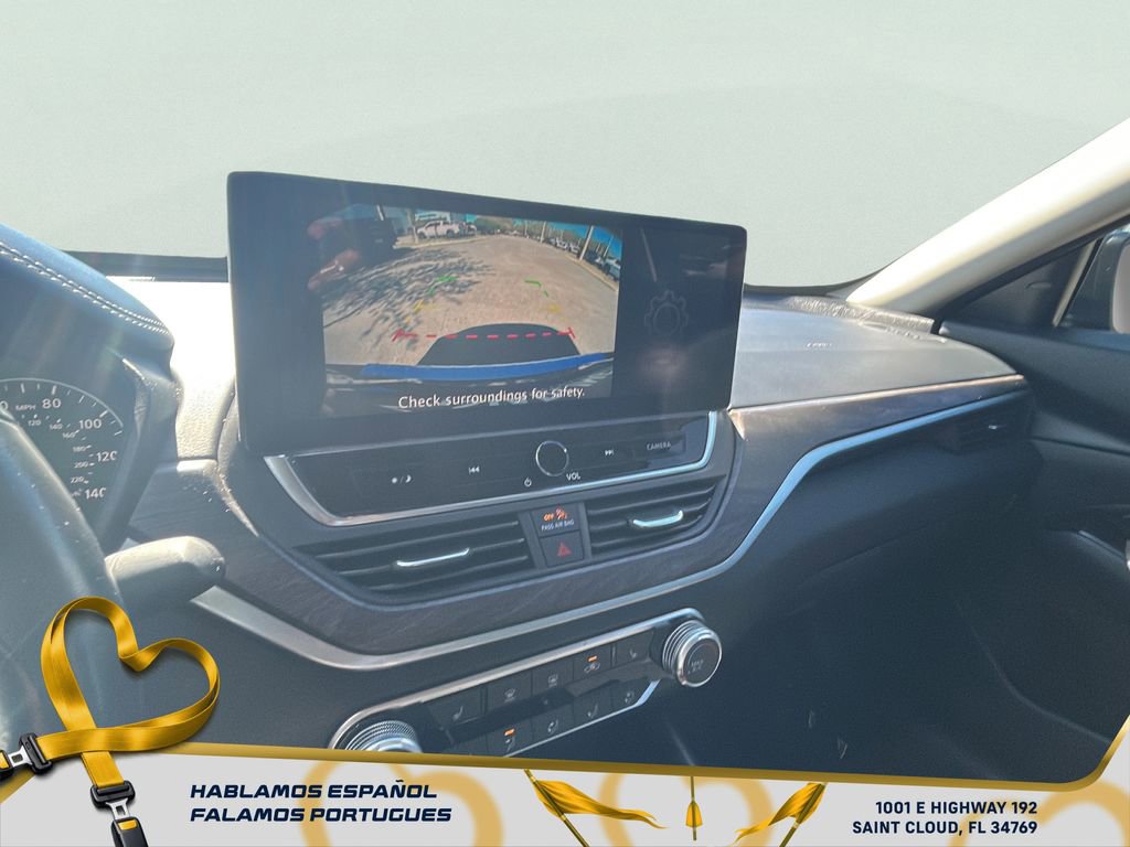 Used 2023 Nissan Altima 2.5 SV w/ SV Premium Package image 16