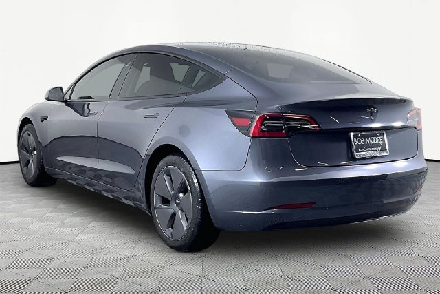 Used 2023 Tesla Model 3 Standard Range RWD image 4