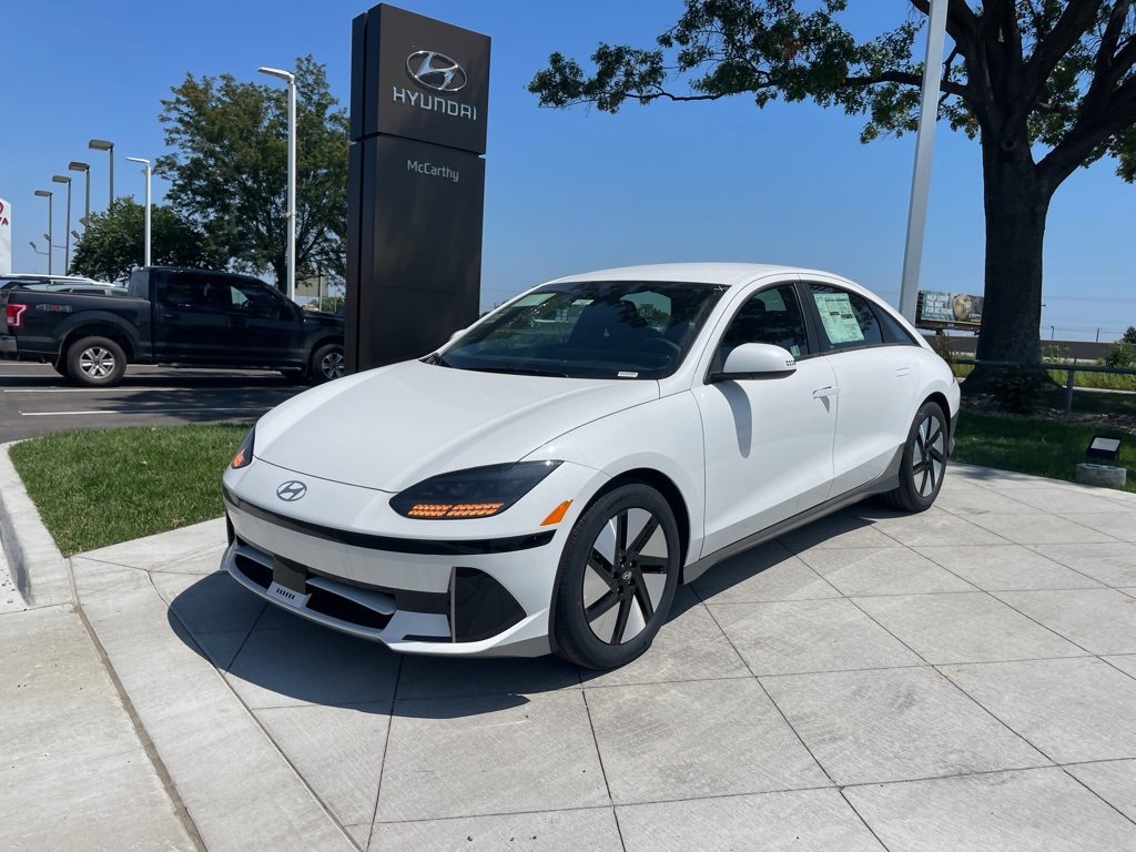 New 2025 Hyundai Ioniq 6 SE