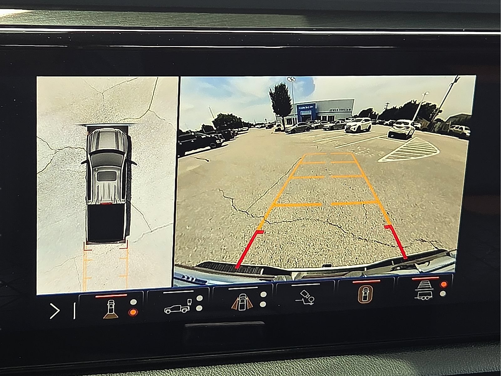 Certified 2025 GMC Sierra 1500 AT4 AWD/4WD image 16
