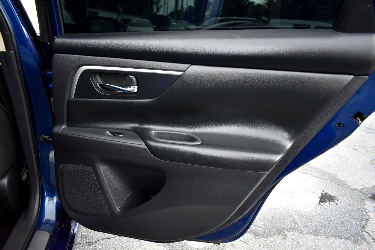 Used 2016 Nissan Altima 3.5 SR image 31