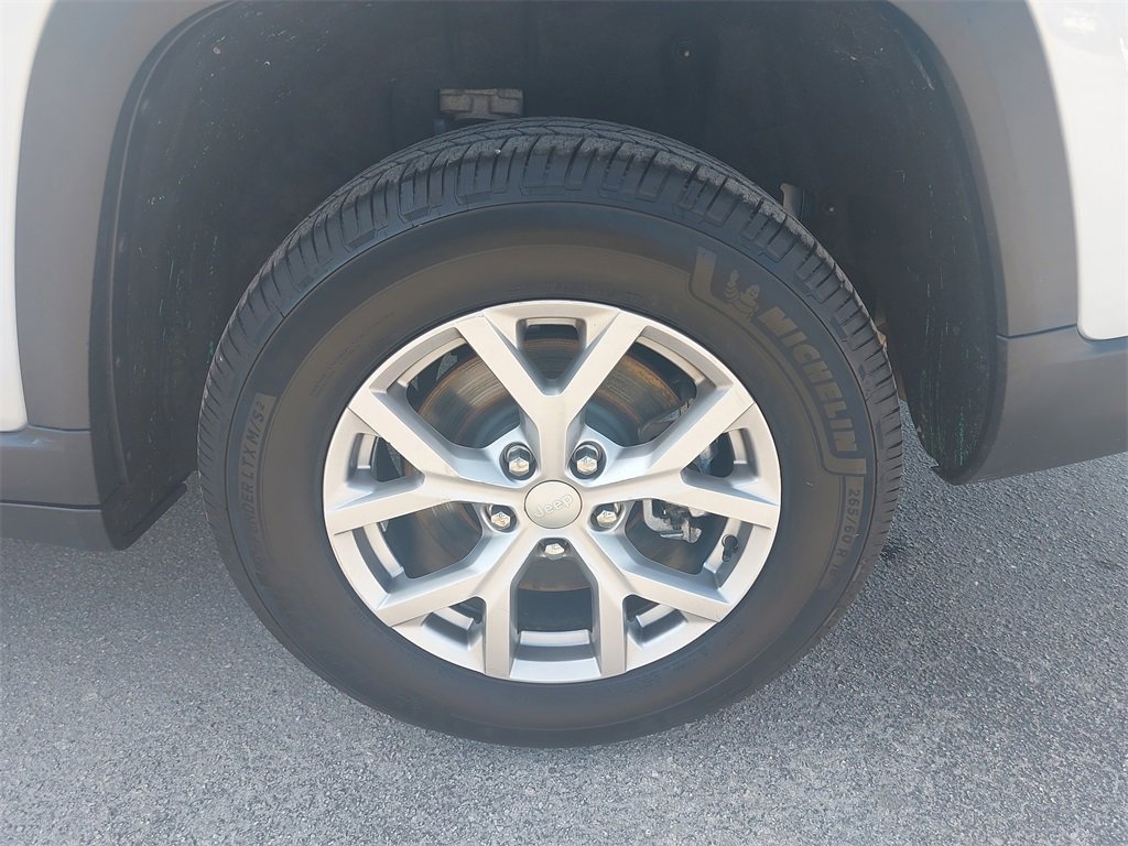 Used 2022 Jeep Grand Cherokee L Limited image 21