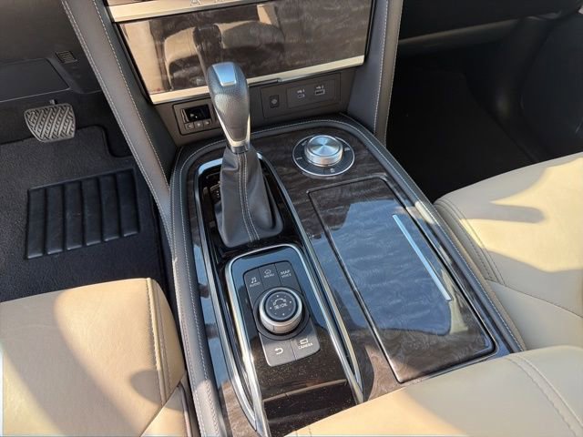 Used 2023 Nissan Armada Platinum w/ Captain's Chairs Package AWD/4WD image 26