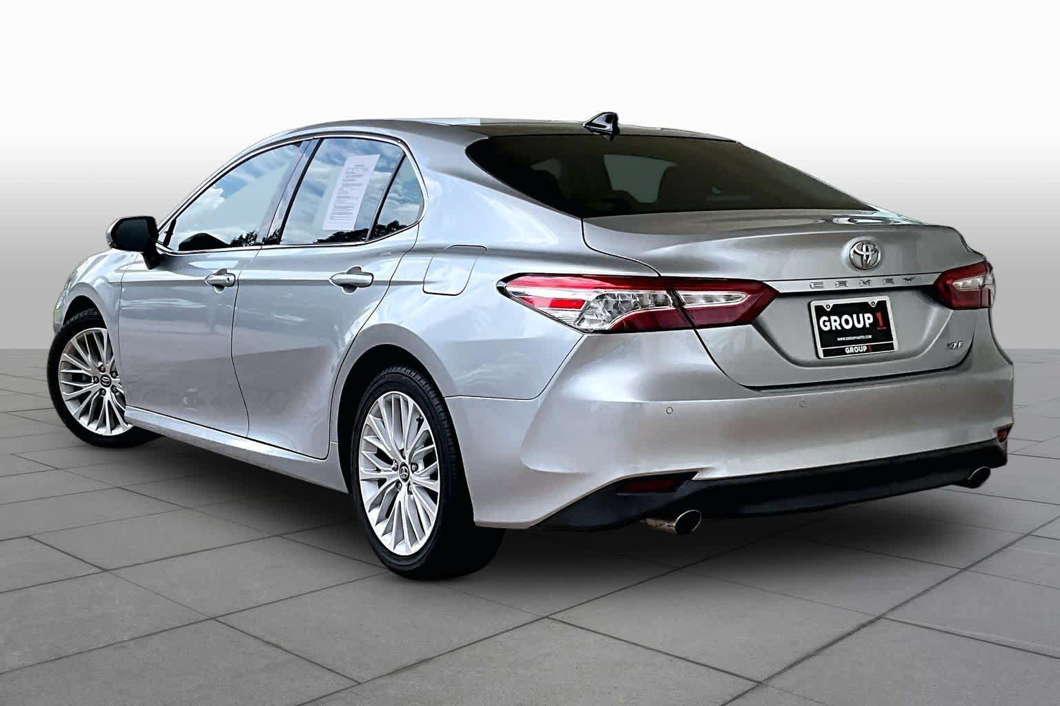 Used 2018 Toyota Camry XLE w/ Driver Assist Package FWD image 11