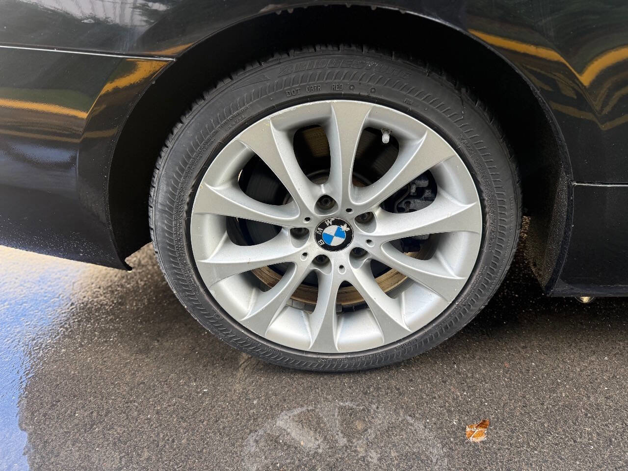 Used 2010 BMW 335i xDrive Coupe image 16