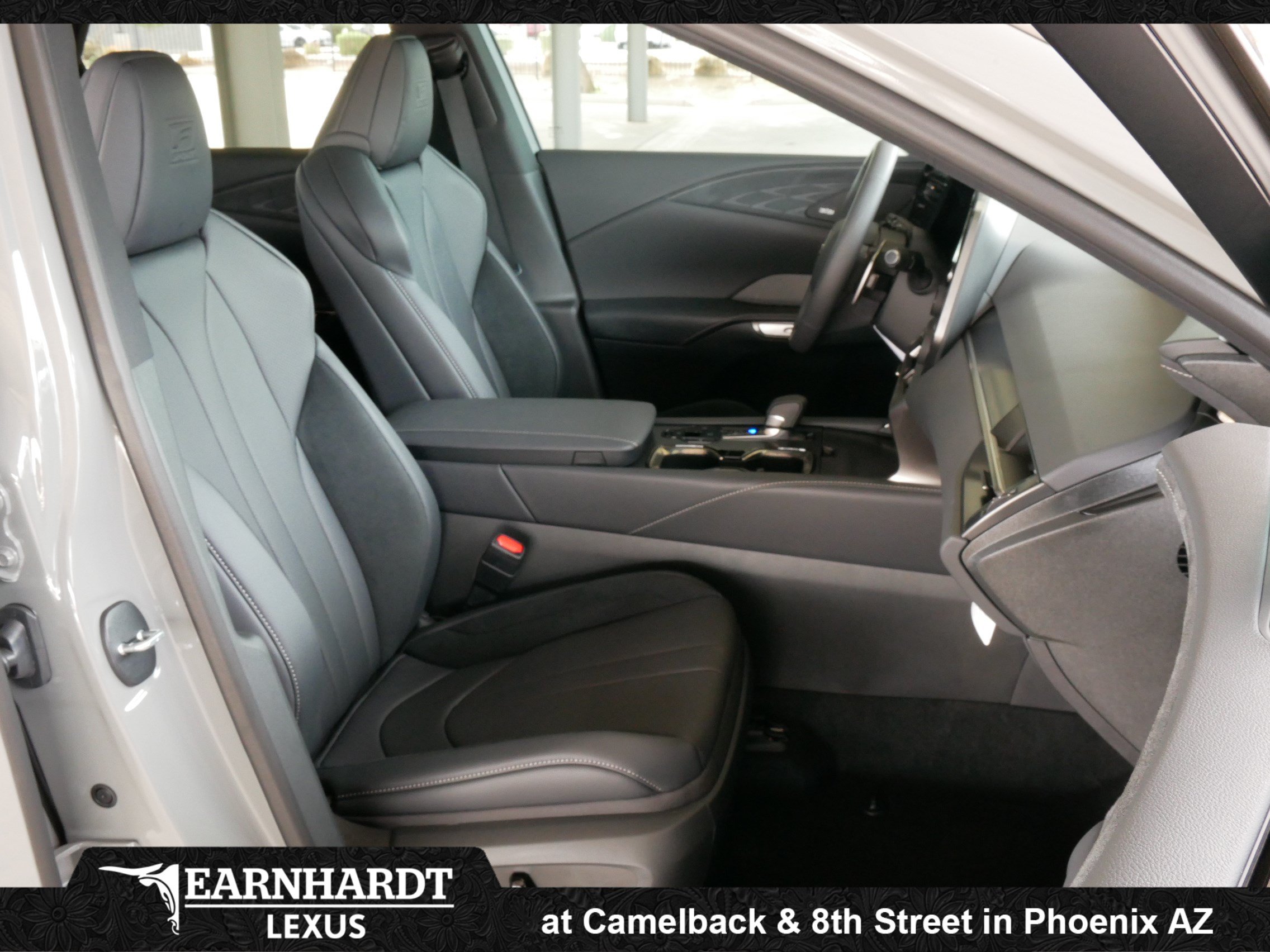 New 2026 Lexus RX 500h F Sport w/ Convenience Package AWD/4WD image 6