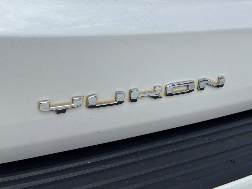 Used 2023 GMC Yukon XL SLT AWD/4WD image 14