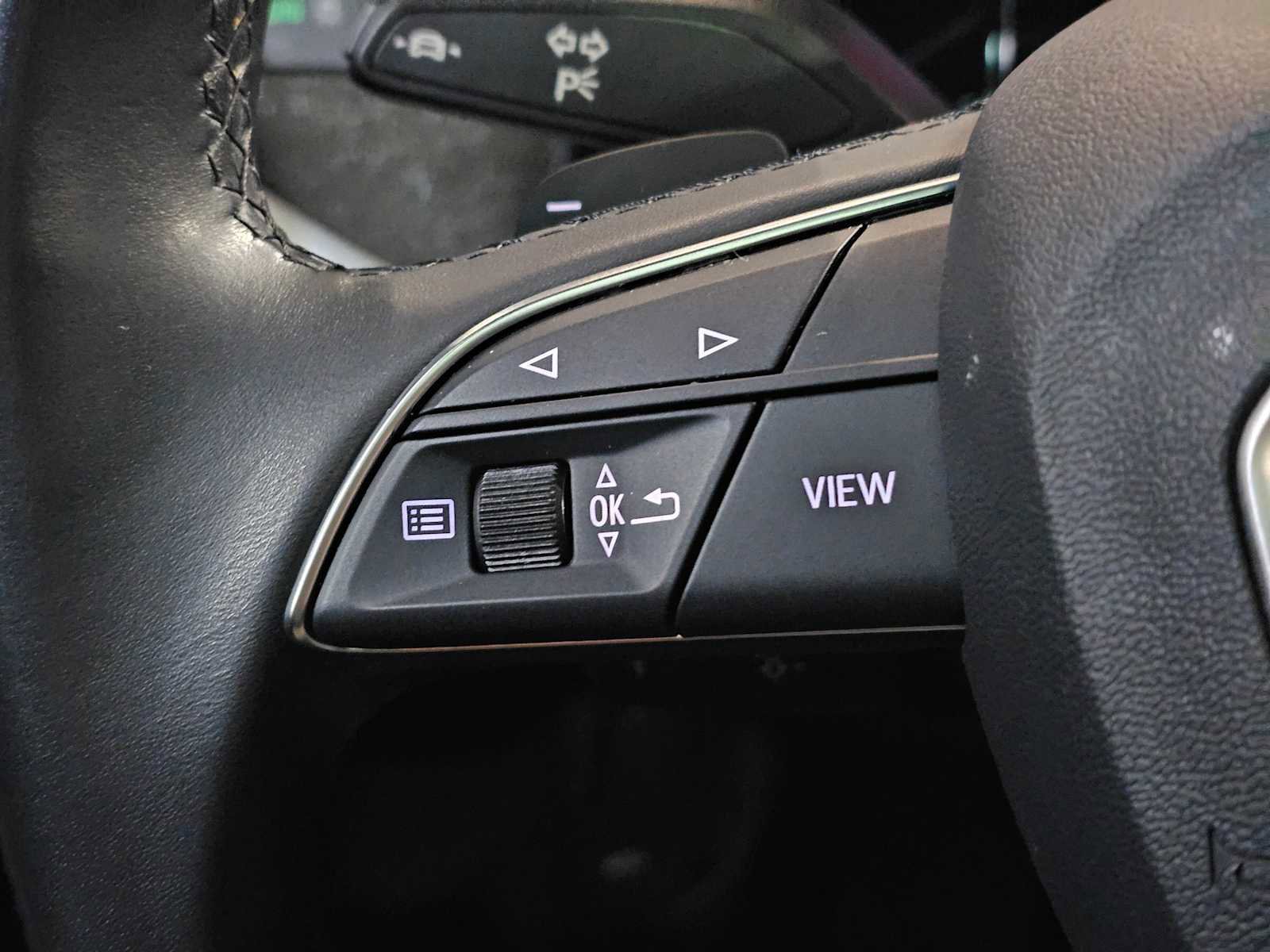 Used 2023 Audi Q3 2.0T Premium w/ Convenience Package image 27