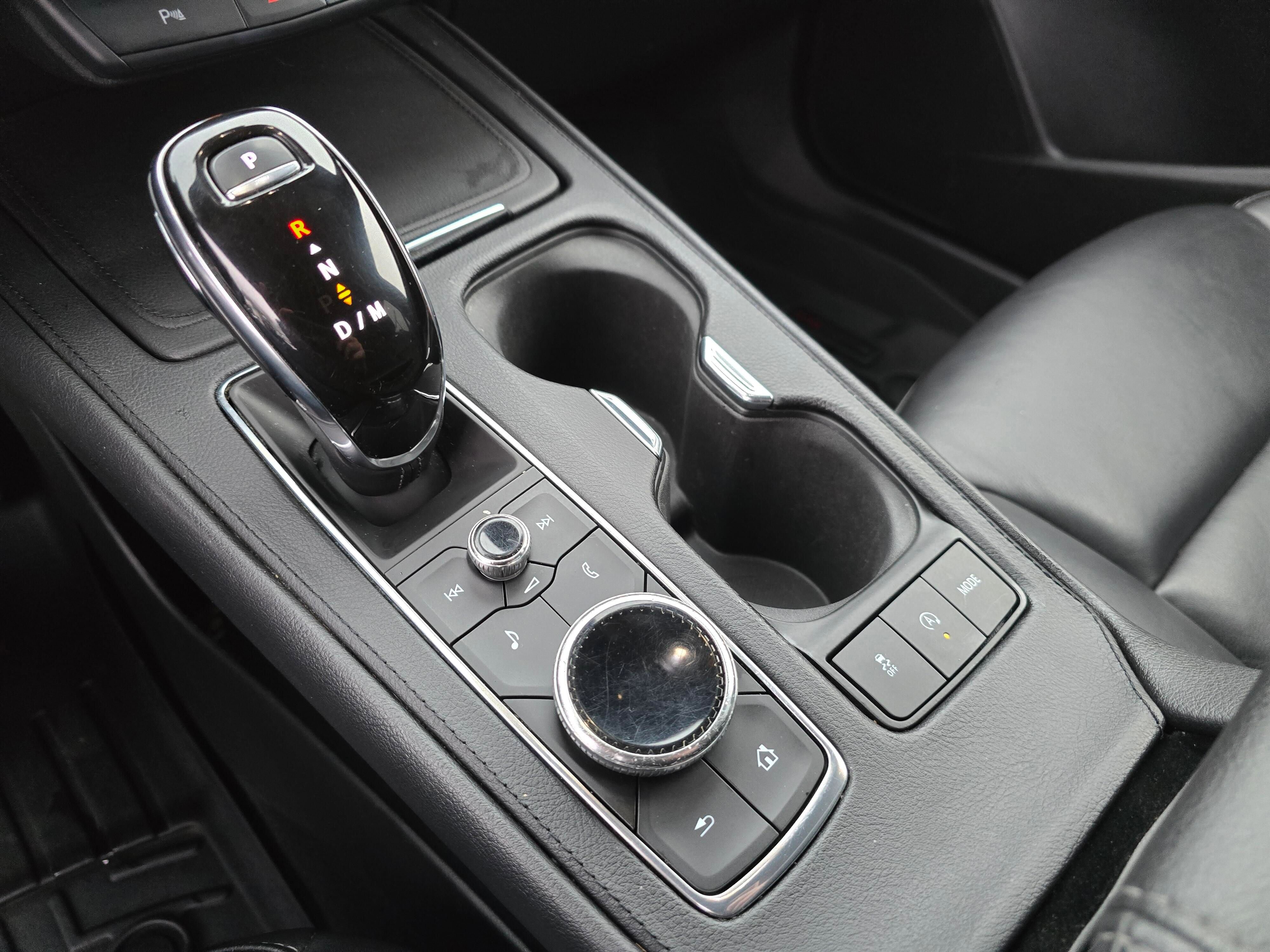 Used 2020 Cadillac XT4 Premium Luxury image 18