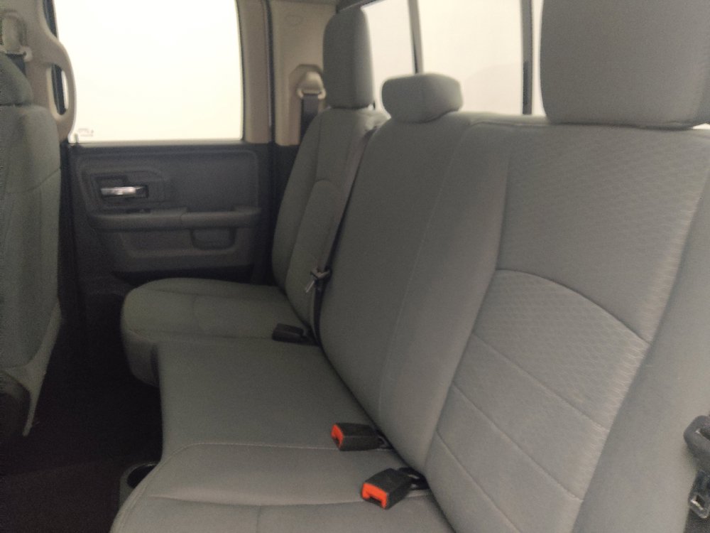 Used 2017 RAM 1500 Classic SLT RWD image 18