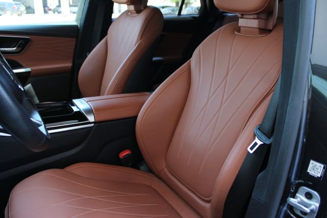 Used 2023 Mercedes-Benz GLC 300 4MATIC image 19