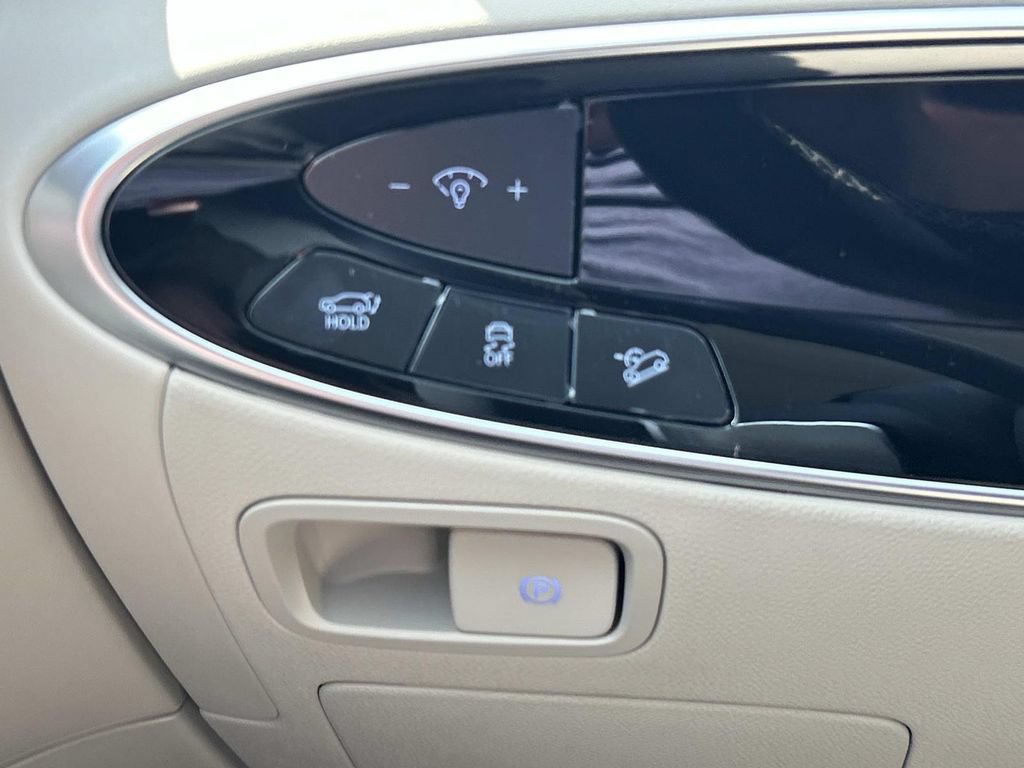 New 2027 Genesis GV70 2.5T Select AWD/4WD image 30