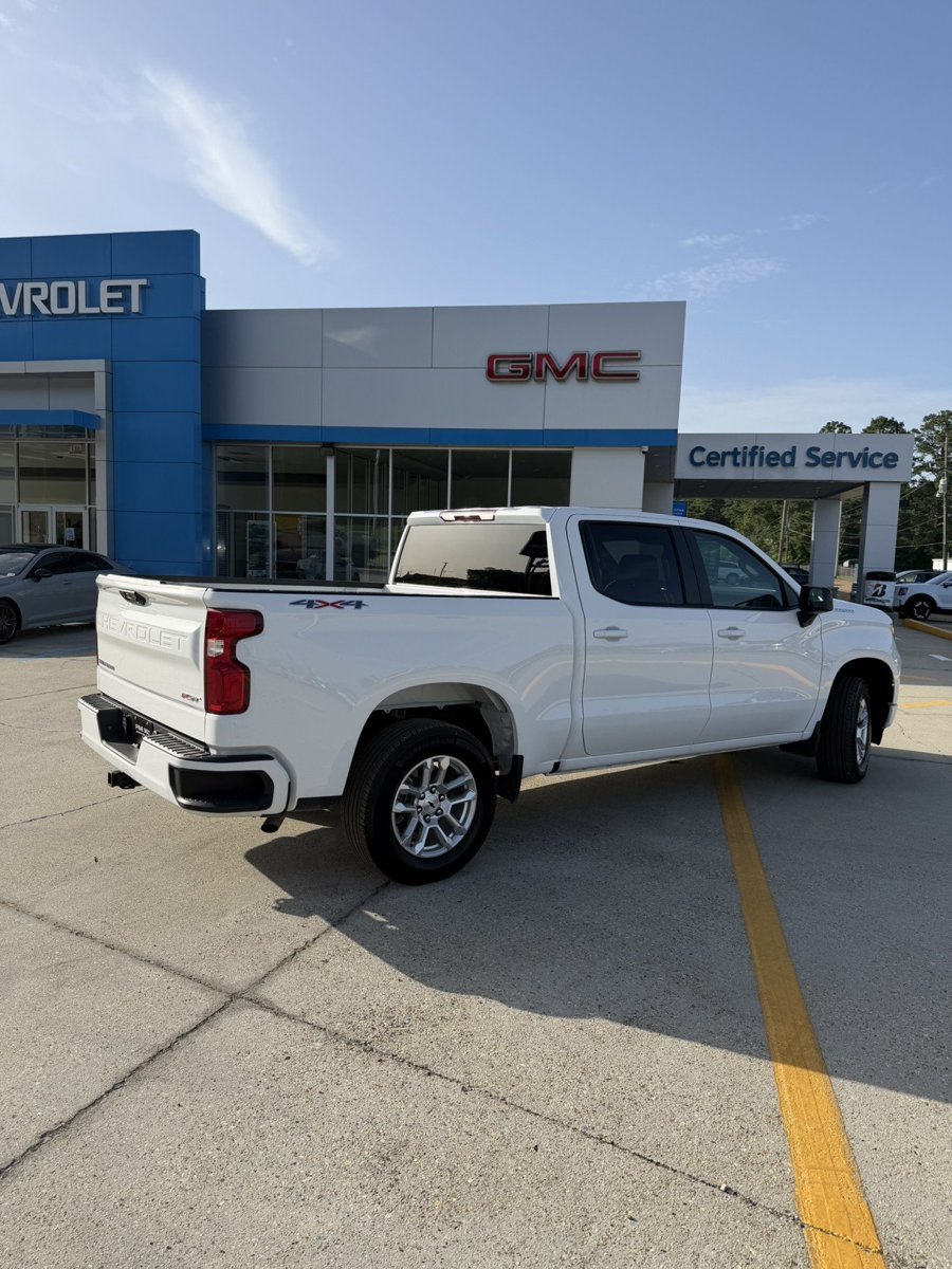 Used 2026 Chevrolet Silverado 1500 RST AWD/4WD image 4