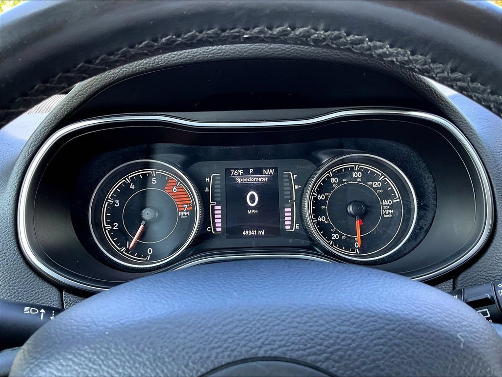 Used 2019 Jeep Cherokee Latitude Plus AWD/4WD image 17