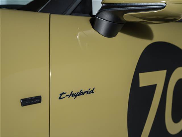 Certified 2026 Porsche 911 GTS RWD image 26