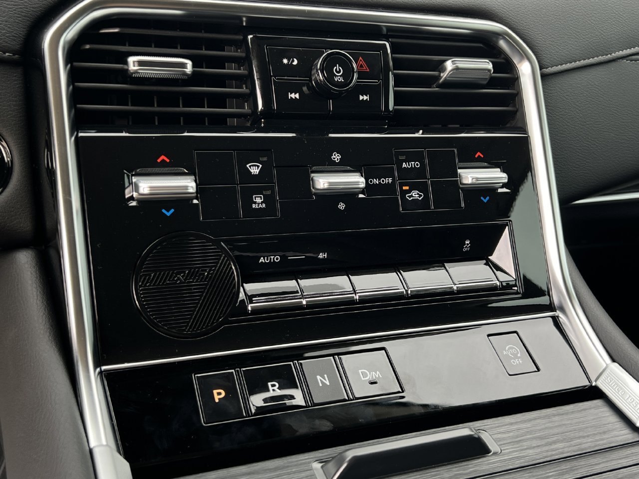 New 2026 Nissan Armada SV AWD/4WD image 11