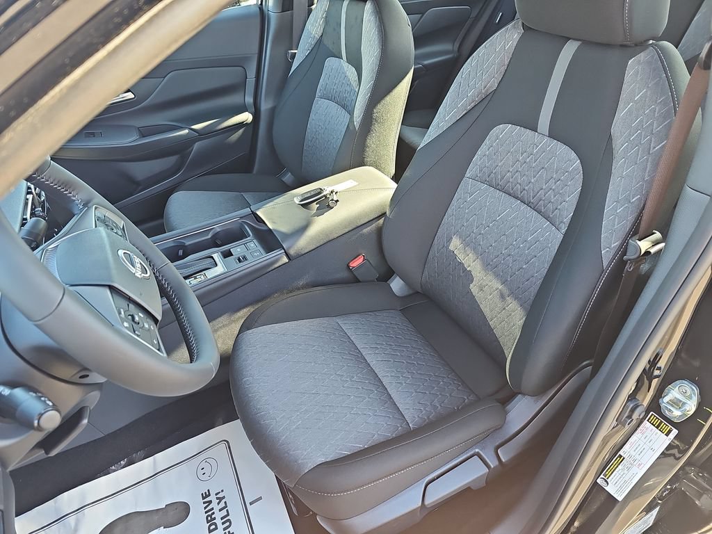 New 2026 Nissan Sentra SV w/ SV Convenience Package FWD image 19