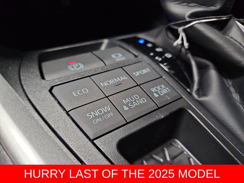 New 2025 Toyota RAV4 XLE image 22