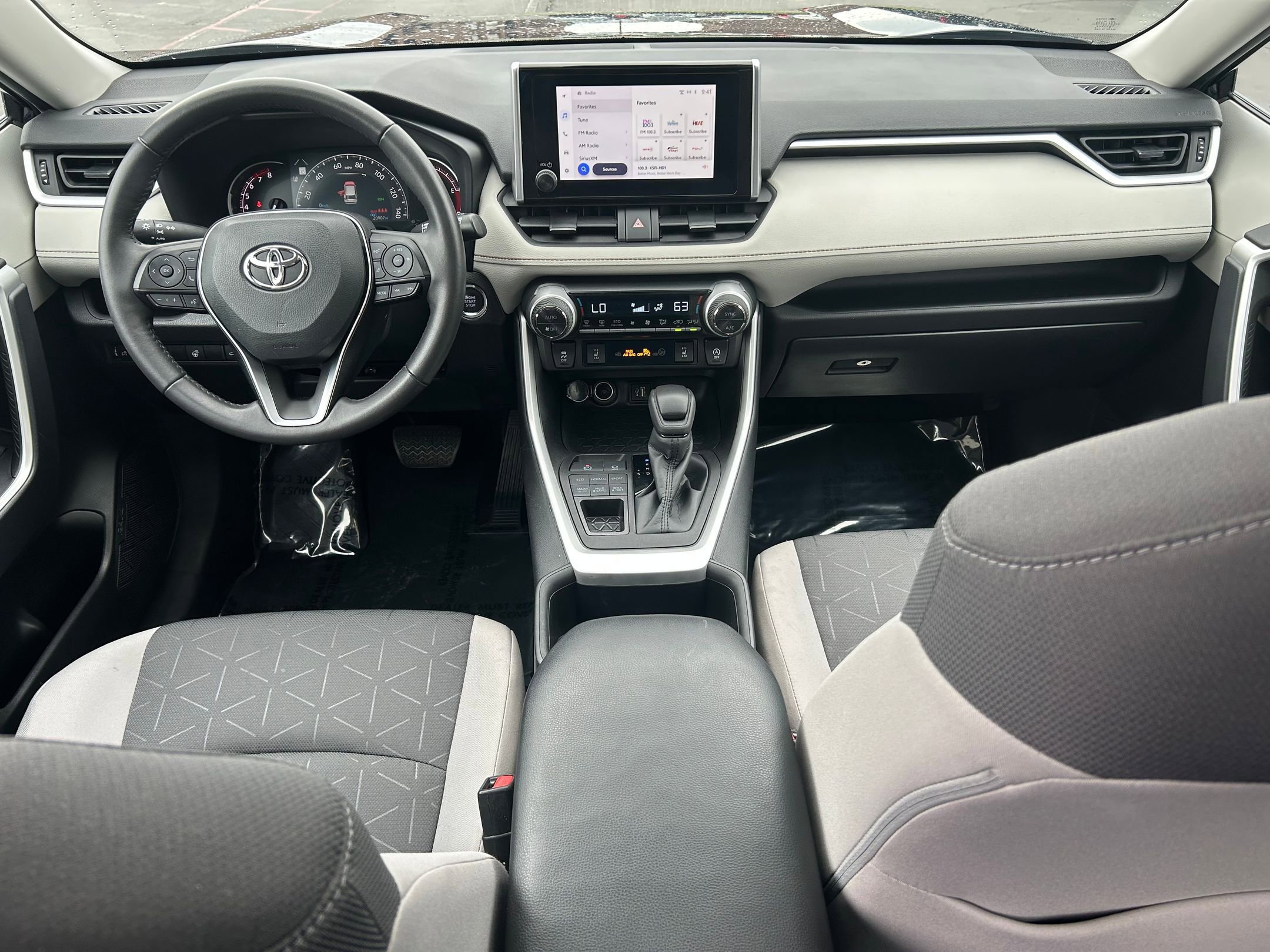 Used 2023 Toyota RAV4 XLE w/ Convenience Package AWD/4WD image 23