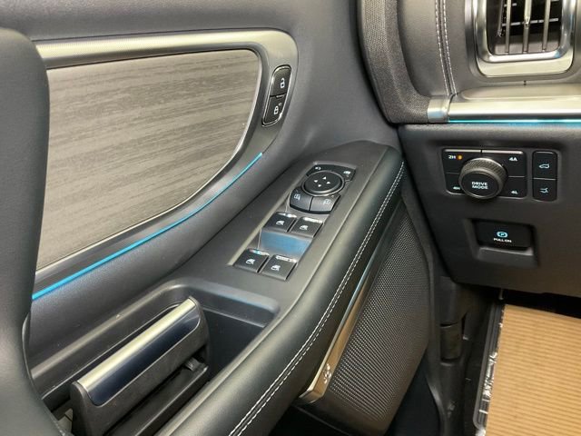 New 2025 Ford Expedition Platinum w/ Driver's Package image 22