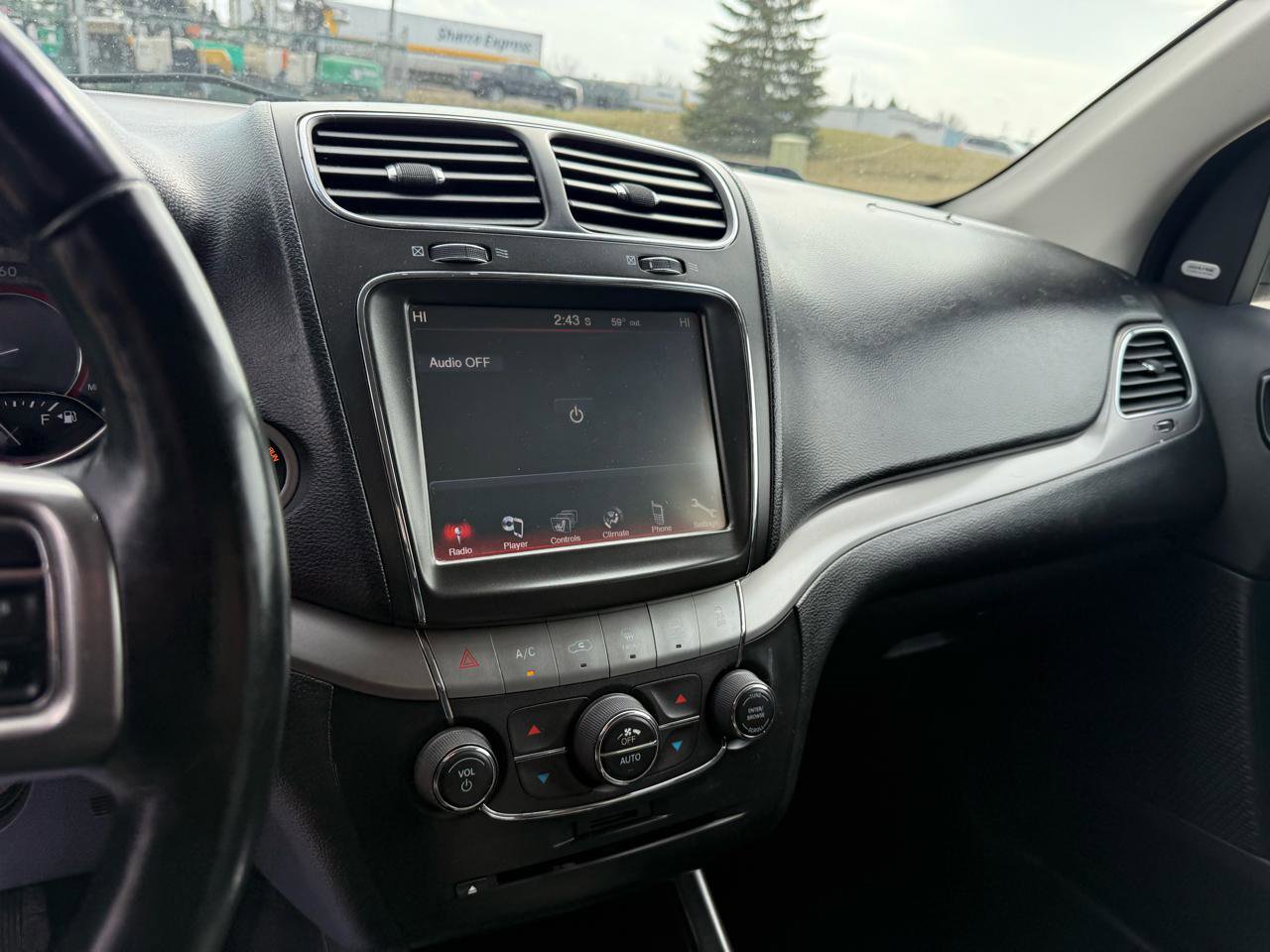 Used 2018 Dodge Journey Crossroad w/ Driver Convenience Group image 16