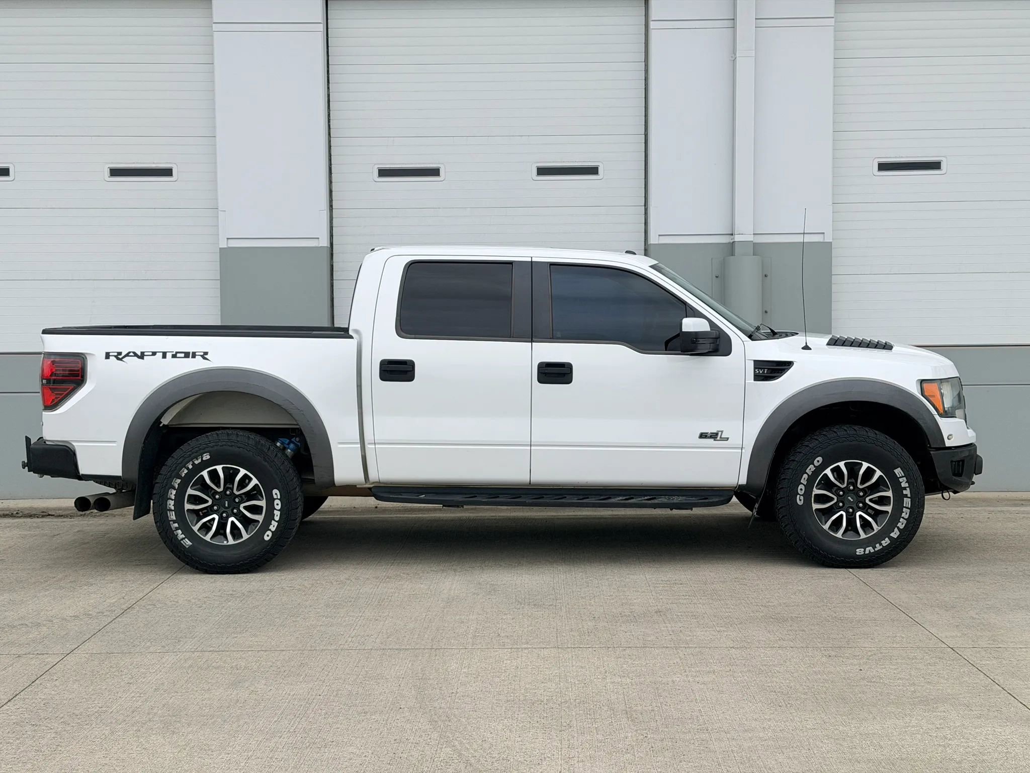 Used 2012 Ford F150 Raptor w/ Raptor Luxury Pkg AWD/4WD image 6
