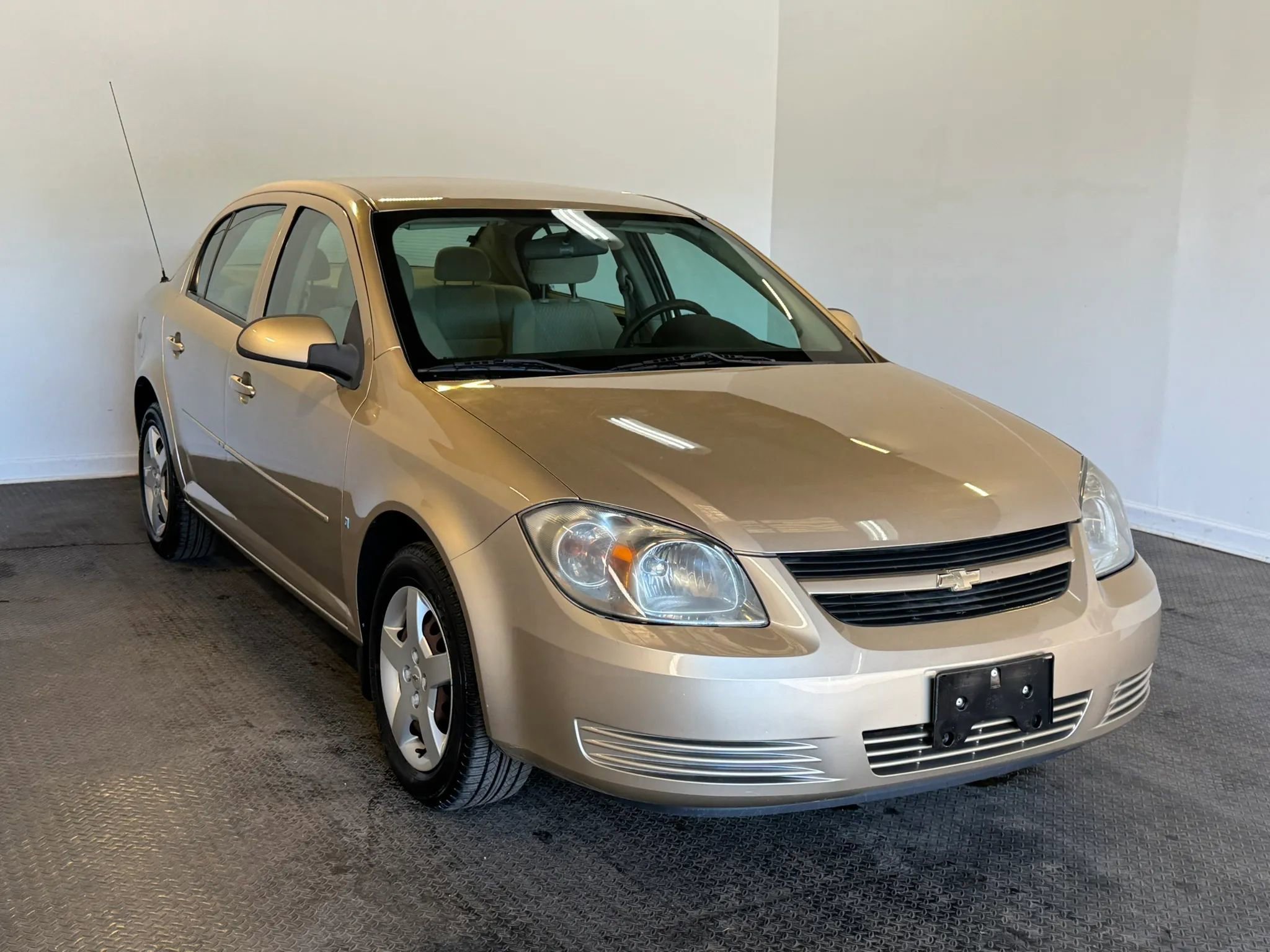 Used 2008 Chevrolet Cobalt LT FWD image 3