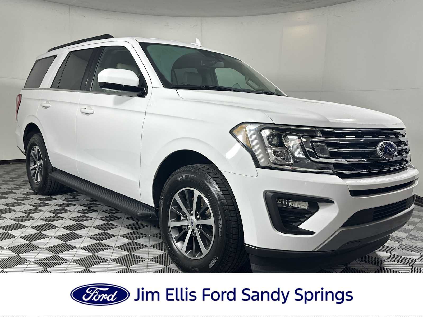 Certified 2020 Ford Expedition XLT image 1