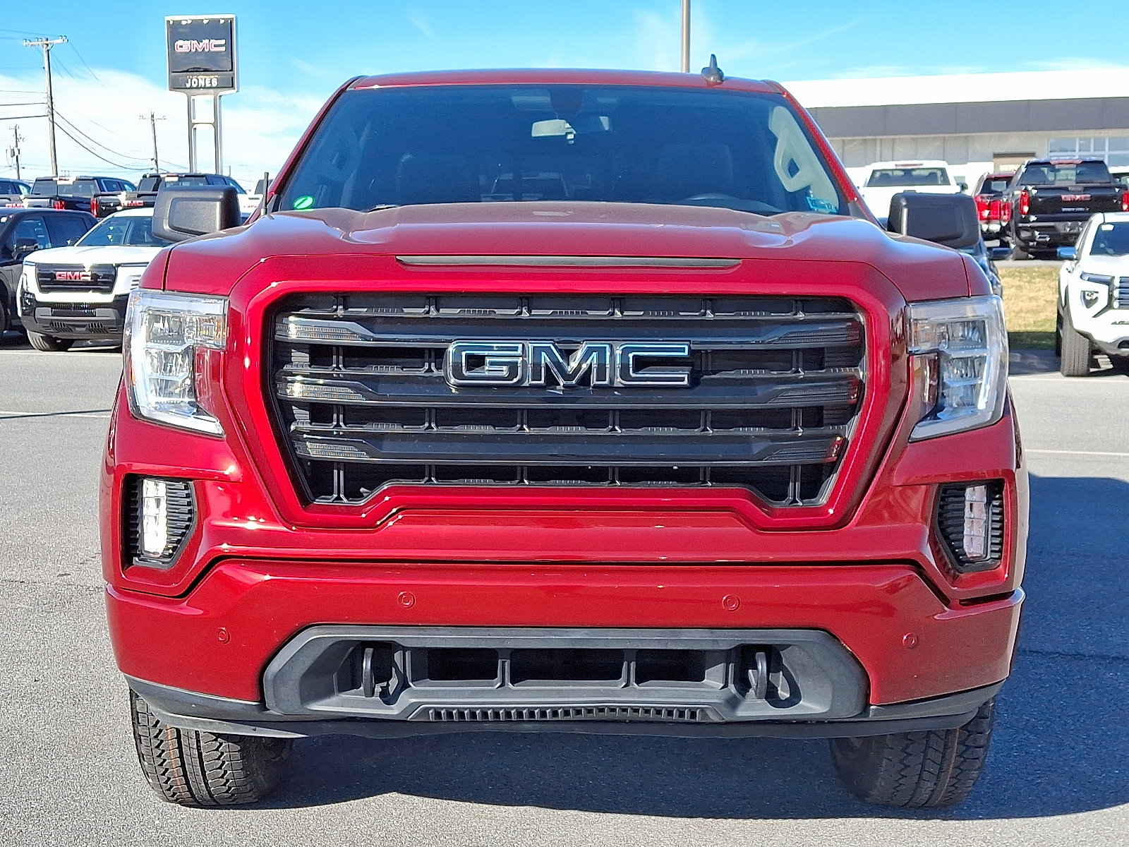 Used 2021 GMC Sierra 1500 Elevation image 2