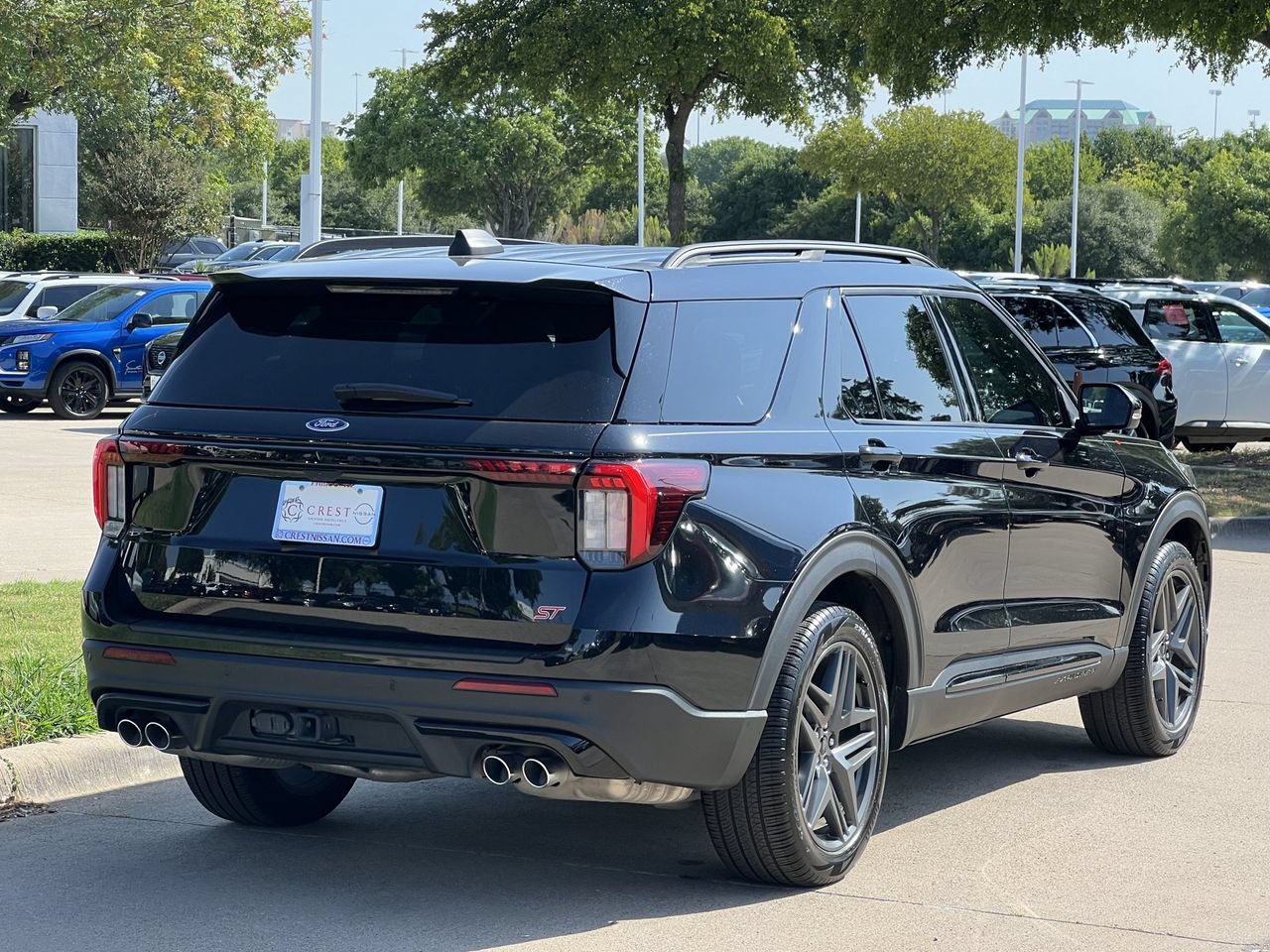 Used 2025 Ford Explorer ST w/ Sun And Sound Package RWD image 4