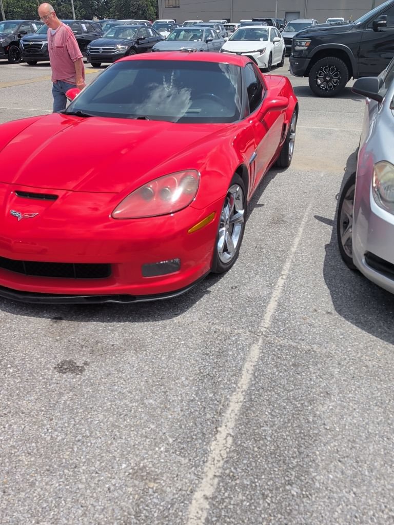 Used 2010 Chevrolet Corvette Grand Sport w/ Preferred Equipment Group RWD image 3